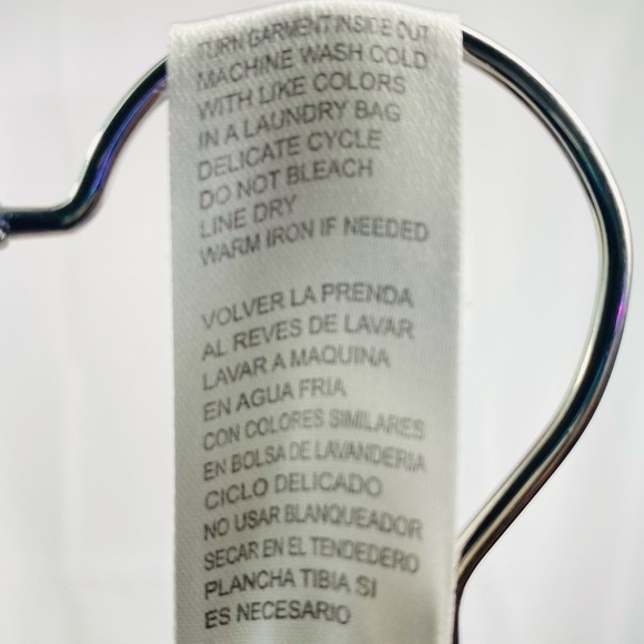 Democracy Women’s Sz Medium Multi-Color Lightweight 3/4 Bell Sleeve Cardigan - Picture 7 of 8